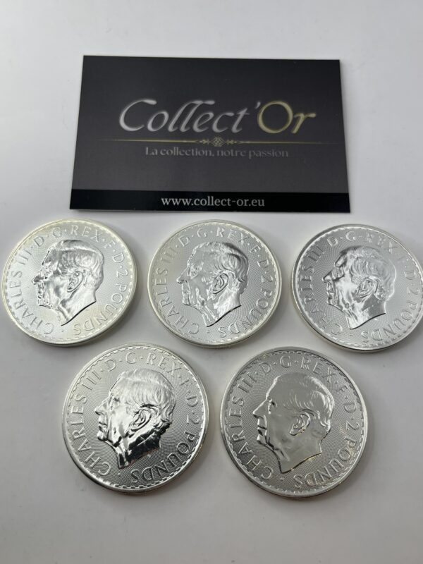 Lot de 5 monnaies - 1 oz / Once - Britannia - Charles III - Angleterre (31.1 grammes) en Argent 999.9 - 2024 – Image 2
