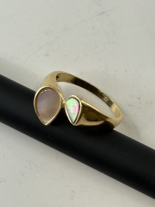 Bague Opal - or 18k (carats) 3.50g - T53/54