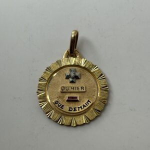 Pendentif Médaille d’Amour - Augis - Or 18k avec diamant et rubis - 3g