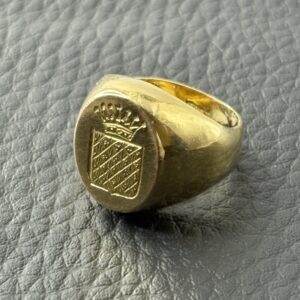 Chevalière Or 18K, avec armoiries, 8.88g, T46/47