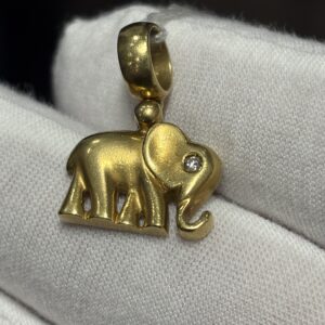 Pendentif Éléphant - Or 18 carats et diamant - 3.85g